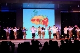 Những giọt nước mắt trong ngày Lễ tri ân trưởng thành của trường THPT Yên Hòa